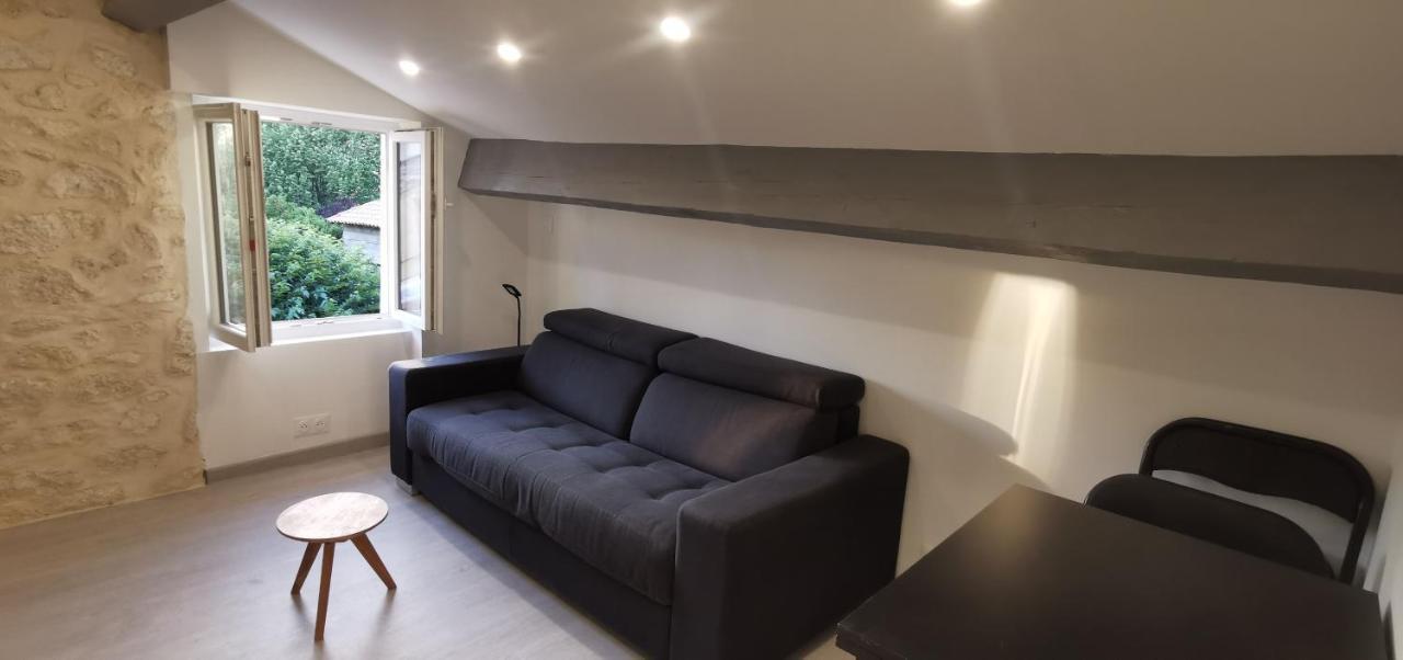 Appartements Et Studio Renoves En 2022, Intra Muros Avignone Esterno foto