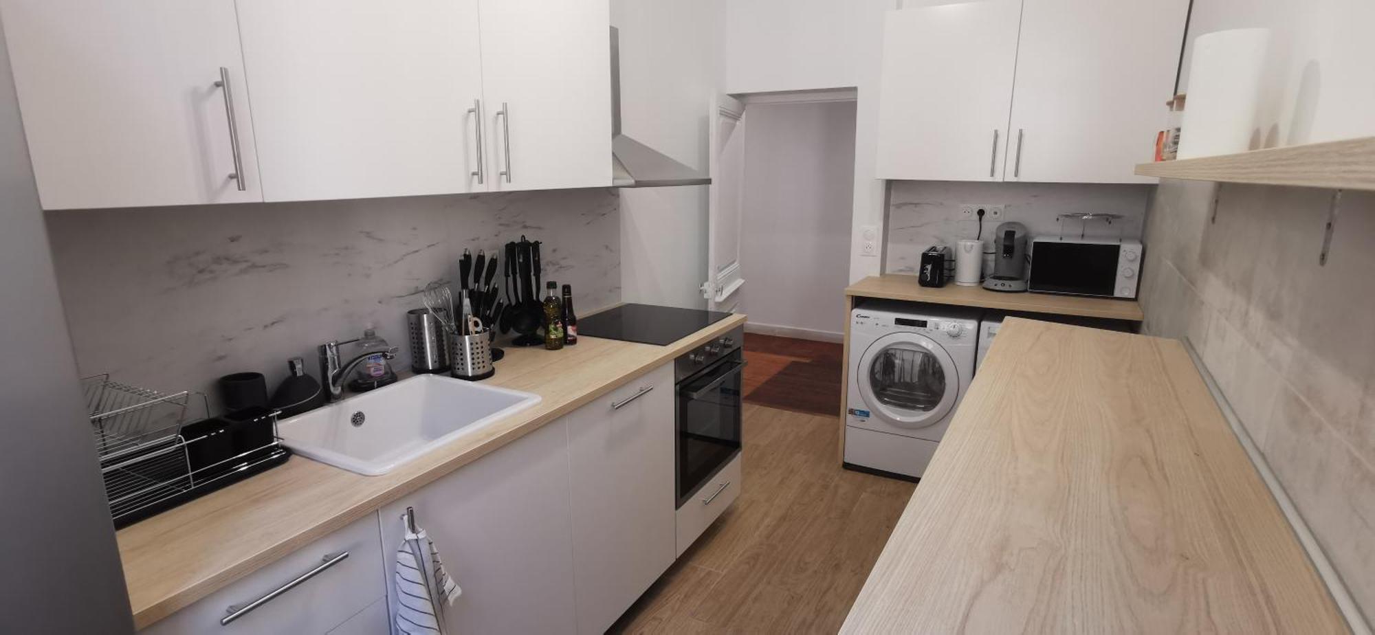 Appartements Et Studio Renoves En 2022, Intra Muros Avignone Esterno foto
